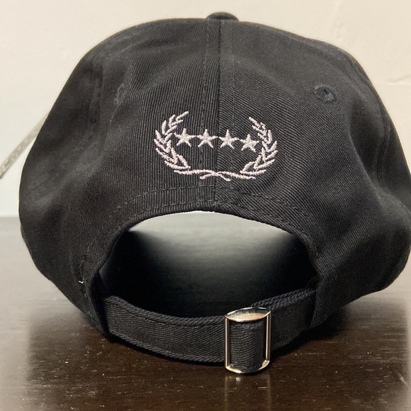 NWT OG Black/Silver Dad Hat - Picture 2 of 3